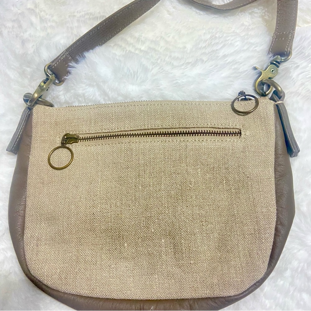 Agnes America Glory Mariposa Beige and Brown Crossbody Bag with Butterfly Design - Picture 5 of 11